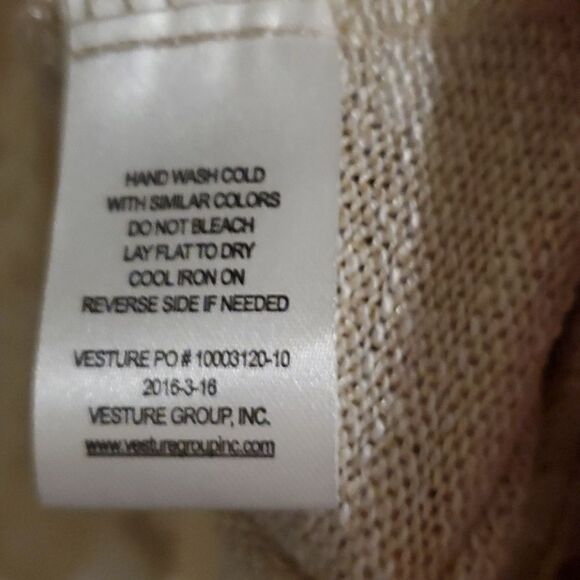 Chenault Oatmeal Lace trim tunic M New - Picture 5 of 6